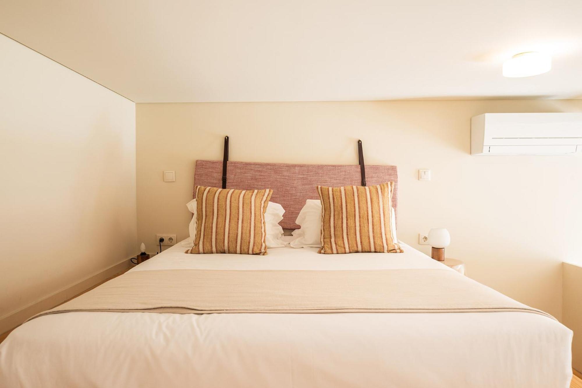 Alves Da Veiga Apartment 2*